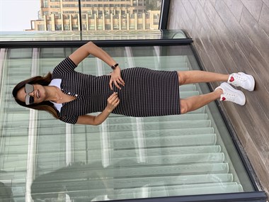 Siyah Polo Yaka Çizgi Detaylı Elbise 