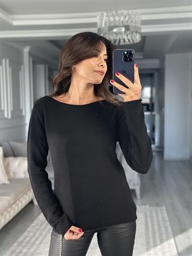 Siyah Premium Kaşmir Kayık Yaka Kadın Kazak