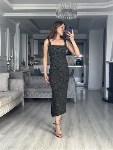 Siyah Puantiye Desen Askılı Yırtmaçlı Midi Boy Kadın Elbise 