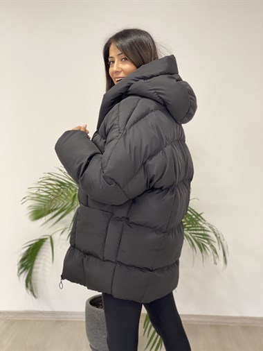 Siyah Puffer Oversize  Kadın Mont