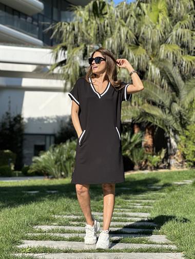 Siyah Ribanalı V Yaka Kadın T-Shirt Elbise