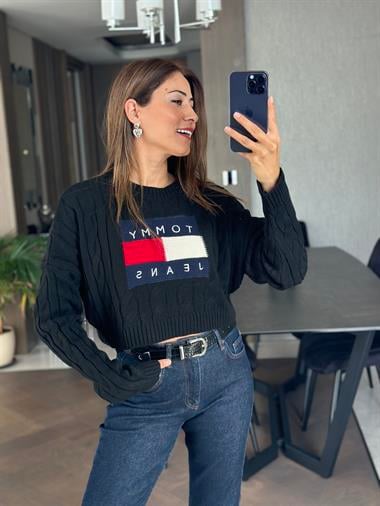 Siyah Saç Örgülü Marka Model Triko Kadın Crop Kazak