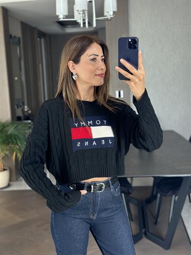 Siyah Saç Örgülü Marka Model Triko Kadın Crop Kazak