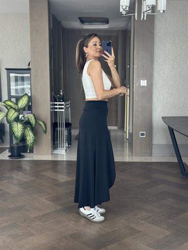 Siyah Sandy Kumaş Anvelop İçi Şortlu Kadın Midi Boy Etek