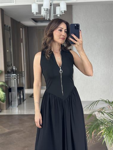 Siyah Scuba Poplin Önü Yarım Fermuarlı Kadın Cepli Maksi Boy Elbise