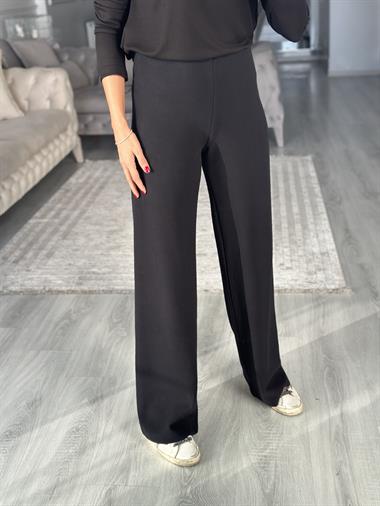 Siyah Selanik Yumoş Dokulu Beli Lastikli Kadın Pantolon