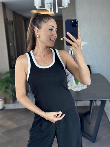 Siyah Şeritli U Yaka Sıfır Kol Fitilli Kaşkorse  Kadın Body
