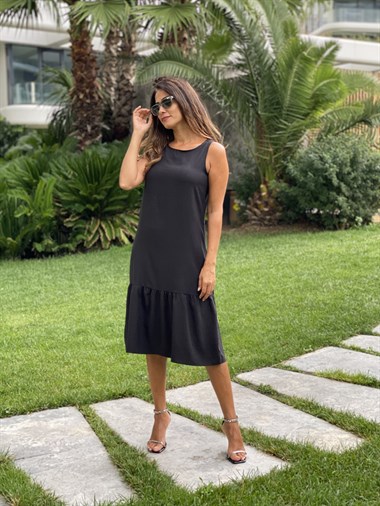Siyah Sıfır Kol Eteği Volanlı Aerobin Kadın Elbise