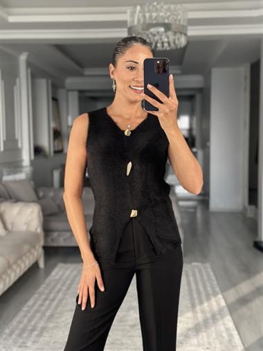 Siyah Sıfır Kol Gold Aksesuarlı Sakallı Kadın Bluz