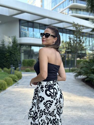 Siyah Silikon Detay Kadın Büstiyer