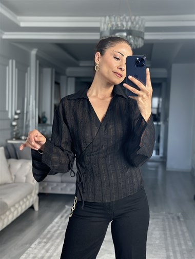 Siyah Sim Çizgili Yandan Bağlamalı Kadın Bluz