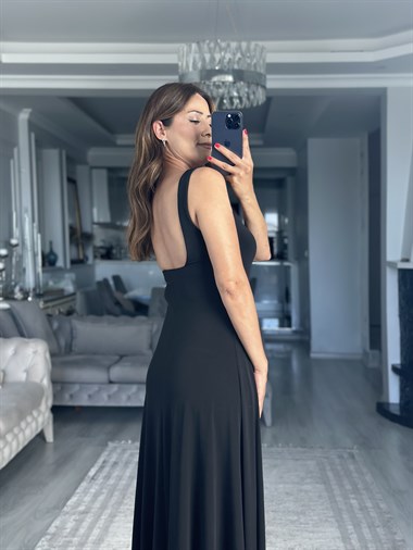 Siyah Sırtı Kare Dekolteli Maxi Boy Kadın Elbise 