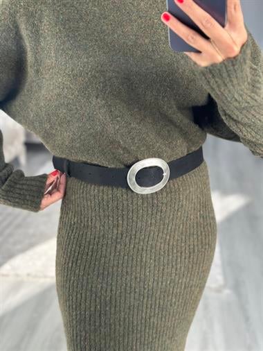 Siyah Süet Oval Tokalı Kadın Kemer