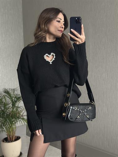 Siyah Taş Kalp Dekolteli Bisiklet Yaka Kadın Triko Kazak