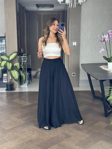 Siyah Ters Dikiş Parçalı Bağcıklı Geniş Paça Kadın Pantolon