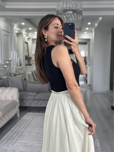 Siyah Troklu Sıfır Kol Kaşkorse Kadın Body