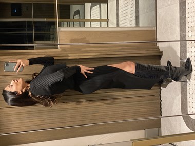 Siyah Üçlü Eteği Yırtmaçlı Triko Kadın Takım