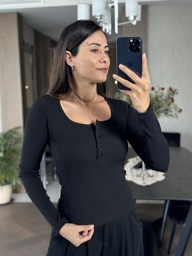 Siyah Uzun Kol Patlı Düğmeli U Yaka Kadın Body