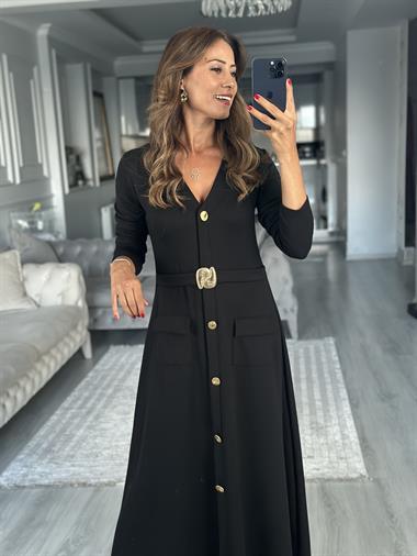 Siyah Uzun Kol V Yaka Kemeri Broş Detaylı  Midi Boy Kadın Elbise 