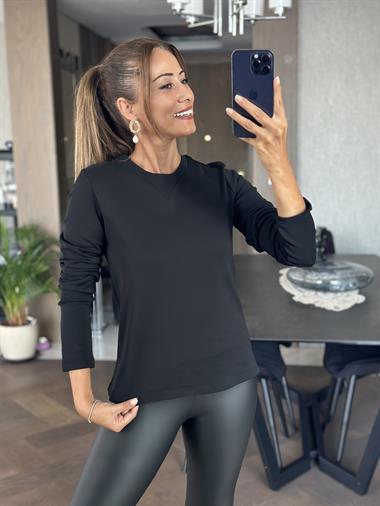 Siyah Uzun Kollu Yakası Ribanalı Basic Kadın T-Shirt