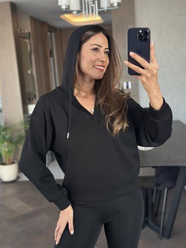 Siyah V Yaka Kapüşonlu Oysh Model Kadın Sweatshirt