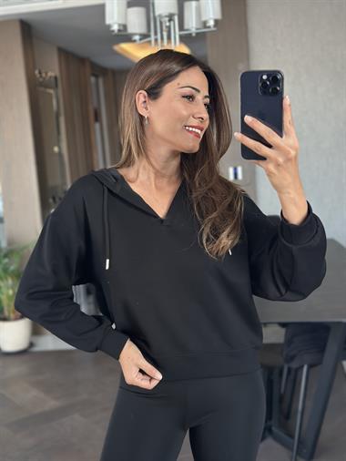 Siyah V Yaka Kapüşonlu Oysh Model Kadın Sweatshirt