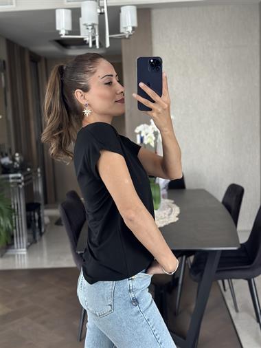 Siyah V Yaka Kısa Yarasa Kol Basic Kadın T-Shirt