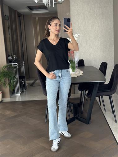 Siyah V Yaka Kısa Yarasa Kol Basic Kadın T-Shirt