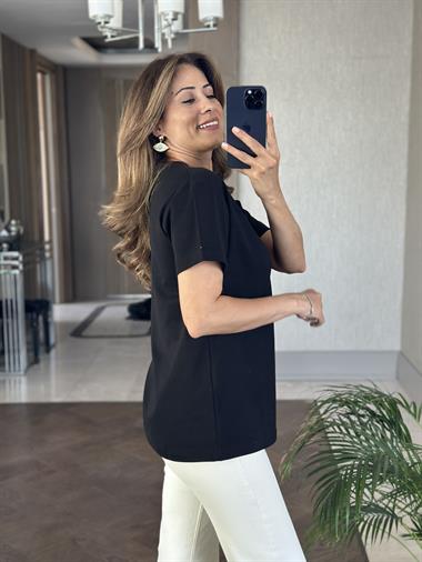 Siyah V Yaka MD Model Kadın T-Shirt