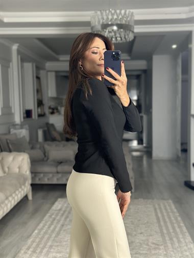 Siyah V Yaka Ottoman Kumaş Düğme Detay Kadın Bluz