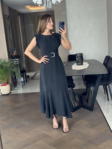 Siyah Vatkalı Kemerli Eteği Volanlı Bisiklet Yaka Kadın Elbise 