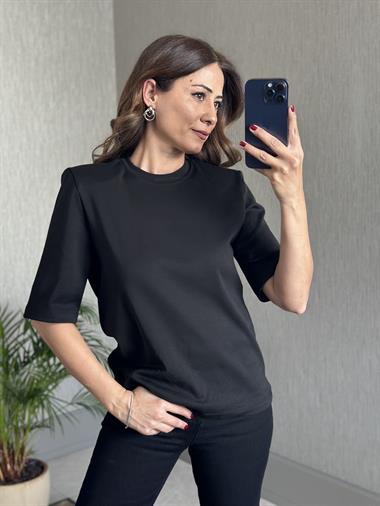 Siyah Vatkalı Kısa Kol Basic Kadın T-Shirt