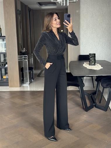 Siyah Vatkalı Kruvaze Yaka Simli Kadın Bluz