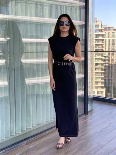 Siyah Vatkalı Maksi Boy Penye Elbise