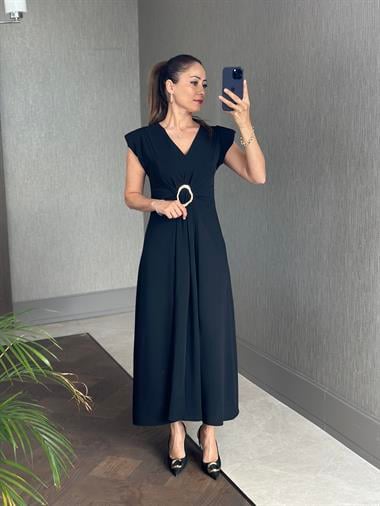 Siyah Vatkalı V Yaka Önü Tokalı Kadın Midi Boy Elbise