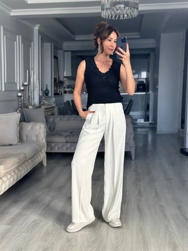 Siyah Vintage Dantel Yaka Sıfır Kol Kadın Triko Bluz