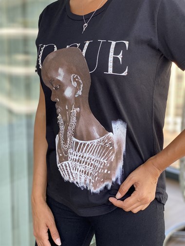 Siyah Vogue Zincir Detay T-shirt