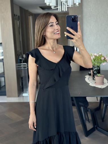 Siyah Yaka Volanlı Aerobin Kadın Elbise