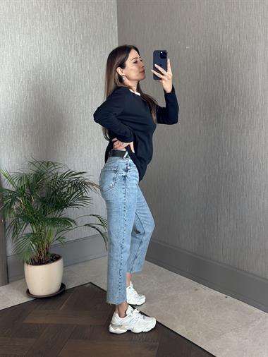 Siyah Yakası Beyaz Ribanalı Uzun Kollu Kadın T-Shirt