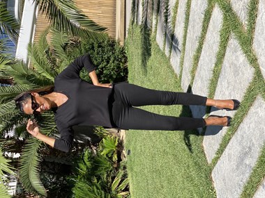 Siyah Yakası Ve Kolları Simli V Yaka Merserize Kadın Bluz