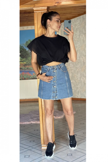 Siyah Yanı Fisto Detay T-Shirt