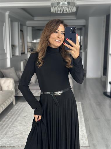 Siyah Yarım Balıkçı Kemerli Piliseli Midi Boy Kadın Elbise