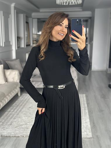 Siyah Yarım Balıkçı Kemerli Piliseli Midi Boy Kadın Elbise