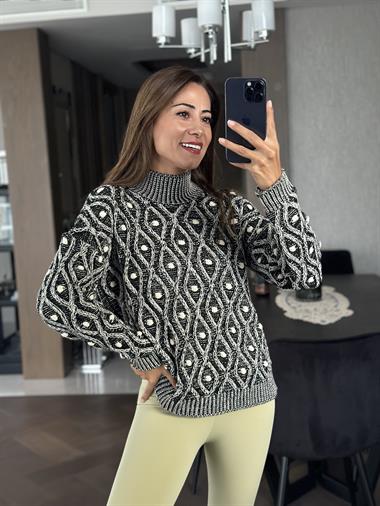 Siyah Yarım Balıkçı Ponponlu Muline Kadın Kazak