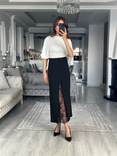 Siyah Yırtmacı Dantelli Yandan Fermuarlı Midi Boy Kadın Etek