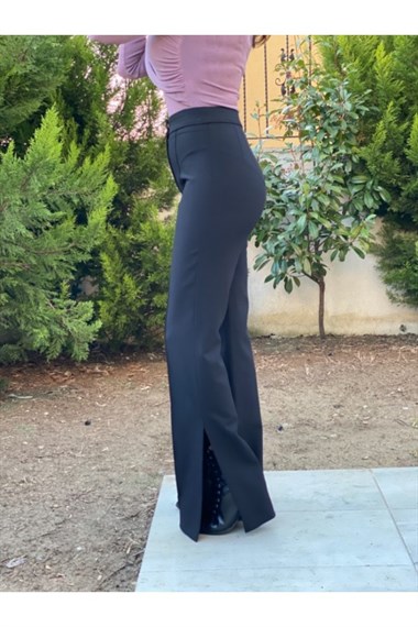 Siyah Yırtmaçlı İspanyol Paça Kumaş Pantolon