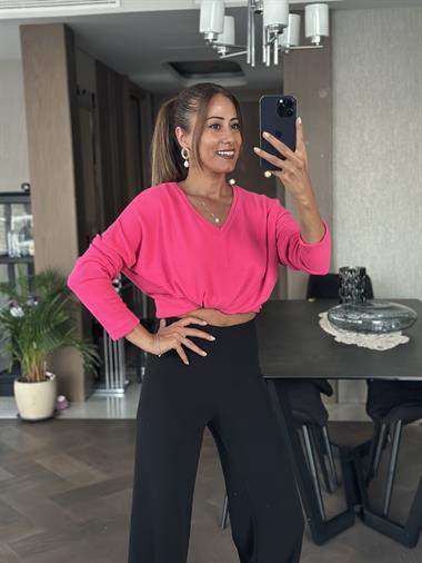 Siyah Yumoş Beli Lastikli Bol Paça Kadın Pantolon