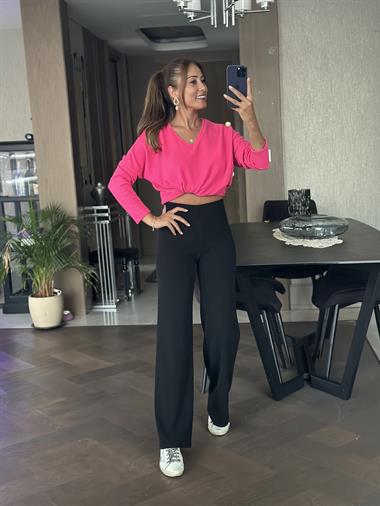 Siyah Yumoş Beli Lastikli Bol Paça Kadın Pantolon