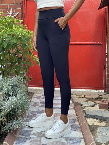 Siyah Yumuşak Dokulu Jogger Kadın Pantolon