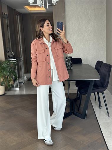 Somon Düğmeli Oversize Dört Cepli Kadın Kot Ceket